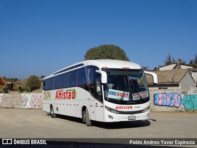 Buses Amistad 31 na cidade de Pichilemu, Cardenal Caro, Libertador General Bernardo O'Higgins, Chile, por Pablo Andres Yavar Espinoza. Número da foto: #11911290.