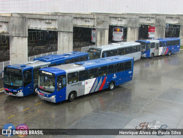 Expresso Metrópolis Transportes e Viagens 1333 na cidade de Campinas, São Paulo, Brasil, por Henrique Alves de Paula Silva. Número da foto: #11912045.