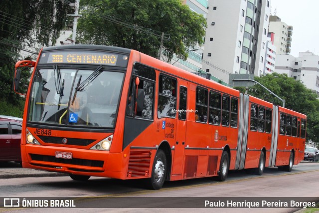 Expresso Azul JE848 na cidade de Curitiba, Paraná, Brasil, por Paulo Henrique Pereira Borges. Número da foto: #11910376.
