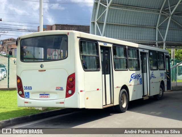 Expresso Vitória Bahia 3669 na cidade de Lauro de Freitas, Bahia, Brasil, por André Pietro  Lima da Silva. Número da foto: #11942057.