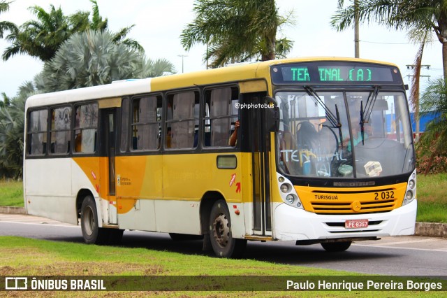 Transporte e Comércio Turisguá 2 032 na cidade de Campos dos Goytacazes, Rio de Janeiro, Brasil, por Paulo Henrique Pereira Borges. ID da foto: 11945734.