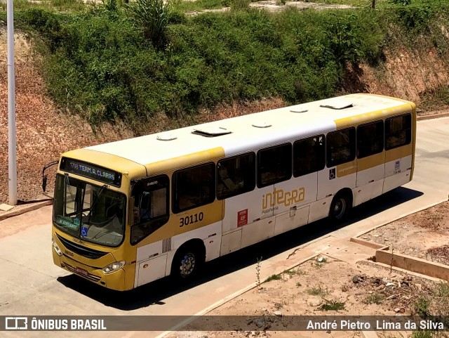 Plataforma Transportes 30110 na cidade de Salvador, Bahia, Brasil, por André Pietro  Lima da Silva. ID da foto: 11946572.