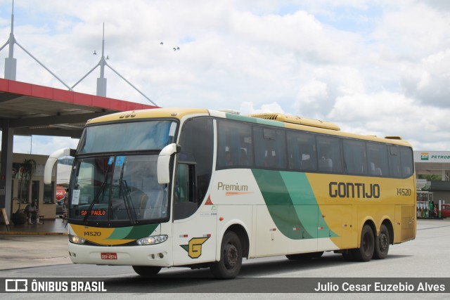 Empresa Gontijo de Transportes 14520 na cidade de São Sebastião da Bela Vista, Minas Gerais, Brasil, por Julio Cesar Euzebio Alves. ID da foto: 11947828.