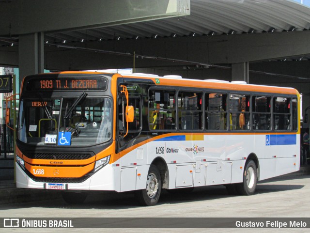 Itamaracá Transportes 1.698 na cidade de Recife, Pernambuco, Brasil, por Gustavo Felipe Melo. Número da foto: #11951673.