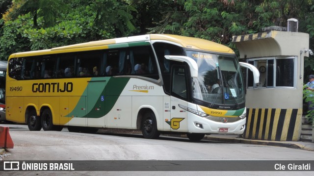 Empresa Gontijo de Transportes 19490 na cidade de São Paulo, São Paulo, Brasil, por Cle Giraldi. ID da foto: 11951422.