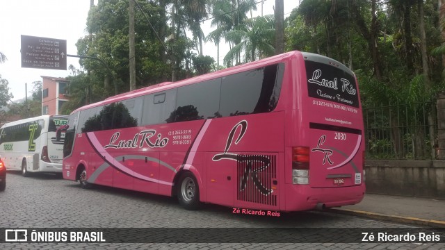 Lual Rio Turismo e Fretamento 2030 na cidade de Petrópolis, Rio de Janeiro, Brasil, por Zé Ricardo Reis. Número da foto: #11953463.