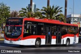 Subus 7672 na cidade de Santiago, Santiago, Metropolitana de Santiago, Chile, por Franz Hecher. Número da foto: #11953767.