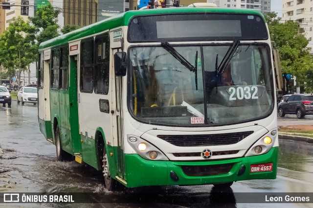 Rápido Cuiabá Transporte Urbano 2032 na cidade de Cuiabá, Mato Grosso, Brasil, por Leon Gomes. Número da foto: #11912894.