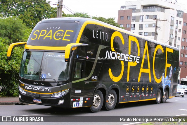 Expresso Nordeste 5840 na cidade de Curitiba, Paraná, Brasil, por Paulo Henrique Pereira Borges. Número da foto: #11955907.