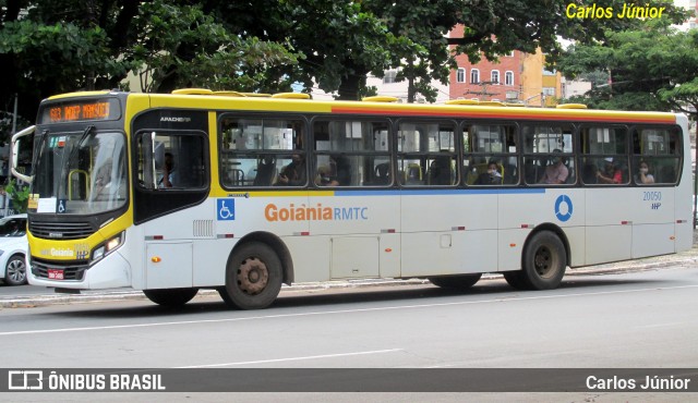 HP Transportes Coletivos 20050 na cidade de Goiânia, Goiás, Brasil, por Carlos Júnior. Número da foto: #11963049.