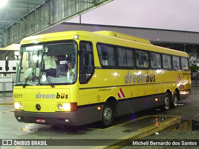 Viação Itapemirim 6011 na cidade de Campos dos Goytacazes, Rio de Janeiro, Brasil, por Michell Bernardo dos Santos. Número da foto: #11963679.