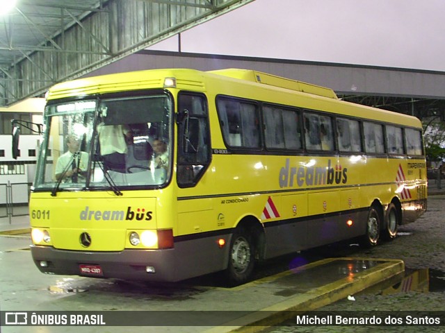 Viação Itapemirim 6011 na cidade de Campos dos Goytacazes, Rio de Janeiro, Brasil, por Michell Bernardo dos Santos. ID da foto: 11963679.