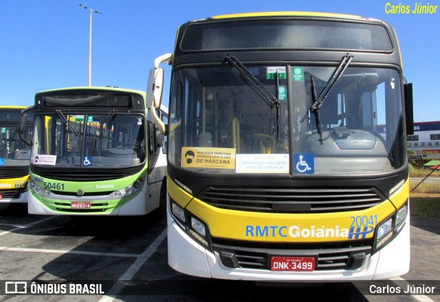 HP Transportes Coletivos 20041 na cidade de Aparecida de Goiânia, Goiás, Brasil, por Carlos Júnior. ID da foto: 11962791.