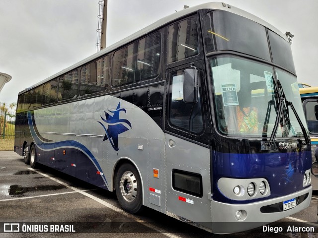 Ônibus Particulares 7702 na cidade de Barueri, São Paulo, Brasil, por Diego Alarcon. Número da foto: #11964737.