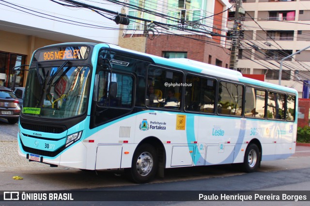 Via Urbana 30377 na cidade de Fortaleza, Ceará, Brasil, por Paulo Henrique Pereira Borges. Número da foto: #11968810.