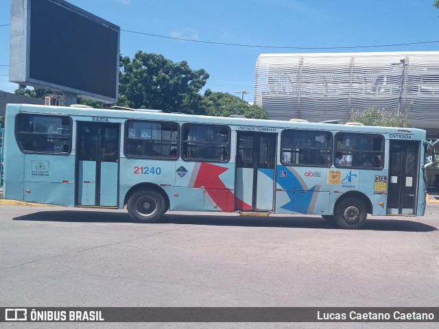 Aliança Transportes Urbanos 21240 na cidade de Fortaleza, Ceará, Brasil, por Lucas Caetano Caetano. ID da foto: 11968147.