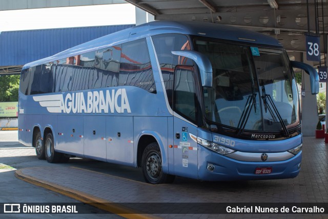 Viação Águia Branca 31990 na cidade de Resende, Rio de Janeiro, Brasil, por Gabriel Nunes de Carvalho. Número da foto: #11966641.
