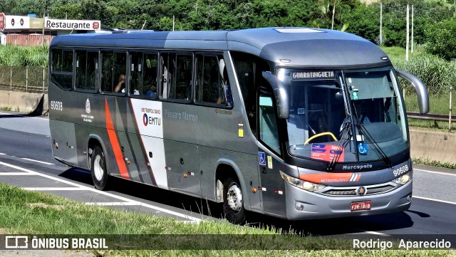 Empresa de Ônibus Pássaro Marron 90608 na cidade de Aparecida, São Paulo, Brasil, por Rodrigo  Aparecido. ID da foto: 11969433.