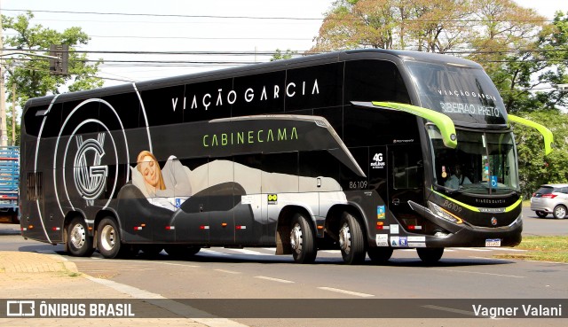 Viação Garcia 86109 na cidade de Foz do Iguaçu, Paraná, Brasil, por Vagner Valani. ID da foto: 11969949.