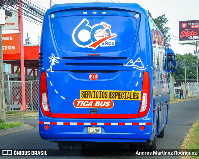 Tica Bus Transportes Internacionales Centroamericanos E10 na cidade de La Uruca, San José, San José, Costa Rica, por Andrés Martínez Rodríguez. ID da foto: 11969096.