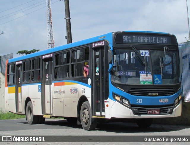 Consórcio Recife 513 na cidade de Recife, Pernambuco, Brasil, por Gustavo Felipe Melo. ID da foto: 11971367.