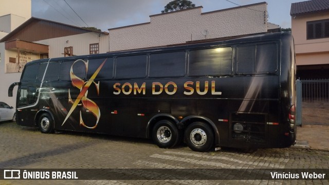 Grupo Som do Sul 9560 na cidade de São Marcos, Rio Grande do Sul, Brasil, por Vinícius Weber. ID da foto: 11971027.