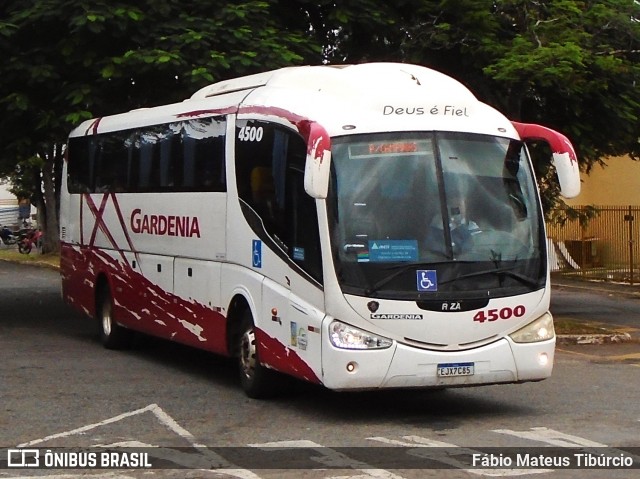 Expresso Gardenia 4500 na cidade de Três Corações, Minas Gerais, Brasil, por Fábio Mateus Tibúrcio. Número da foto: #11973887.