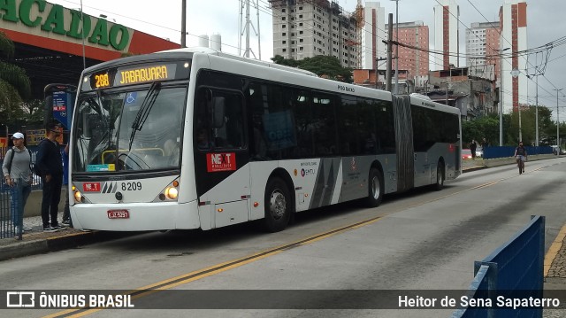 Next Mobilidade - ABC Sistema de Transporte 8209 na cidade de Diadema, São Paulo, Brasil, por Heitor de Sena Sapaterro. ID da foto: 11976295.