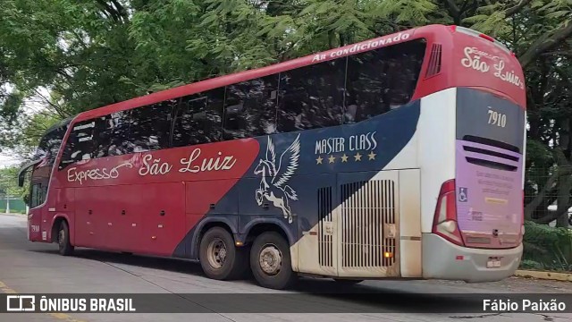 Expresso São Luiz 7910 na cidade de São Paulo, São Paulo, Brasil, por Fábio Paixão. Número da foto: #11975851.