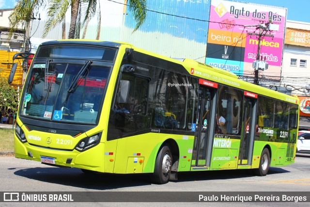 Santo Antônio Transportes Niterói 2.2.091 na cidade de Niterói, Rio de Janeiro, Brasil, por Paulo Henrique Pereira Borges. ID da foto: 11975537.