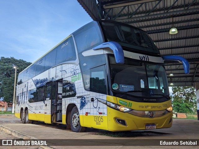 UTIL - União Transporte Interestadual de Luxo 13105 na cidade de Formosa do Rio Preto, Bahia, Brasil, por Eduardo Setúbal. ID da foto: 11977040.