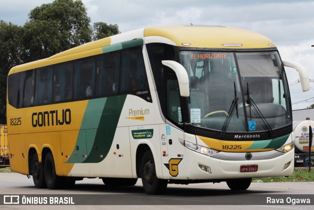 Empresa Gontijo de Transportes 18225 na cidade de Vitória da Conquista, Bahia, Brasil, por Rava Ogawa. ID da foto: 11977951.