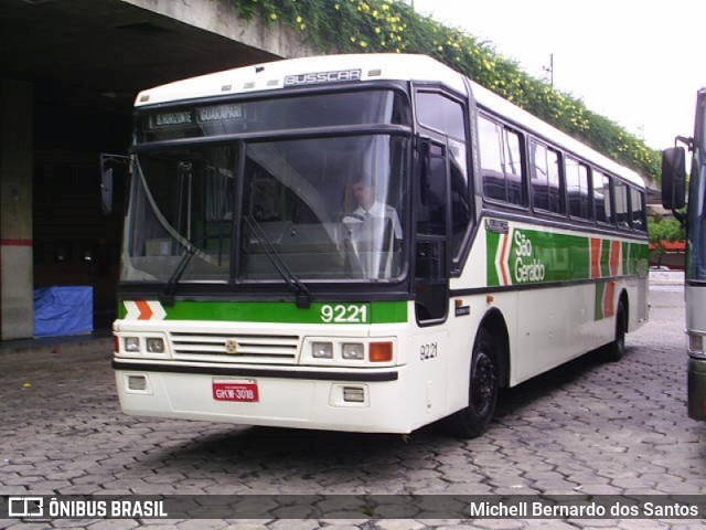 Cia. São Geraldo de Viação 9221 na cidade de Belo Horizonte, Minas Gerais, Brasil, por Michell Bernardo dos Santos. ID da foto: 11979931.