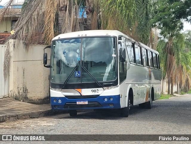 Ônibus Particulares 902 na cidade de Divinópolis, Minas Gerais, Brasil, por Flávio Paulino. ID da foto: 11977021.