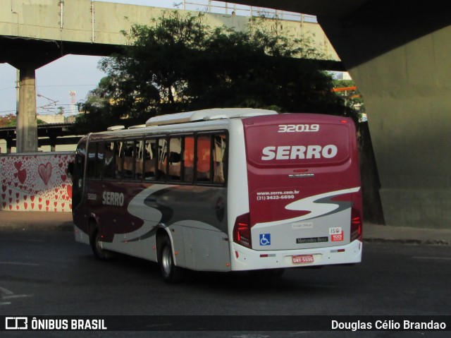 Viação Serro 32019 na cidade de Belo Horizonte, Minas Gerais, Brasil, por Douglas Célio Brandao. Número da foto: #11915007.