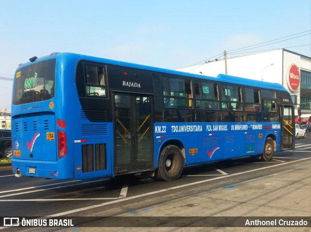Vencedores Express 115 na cidade de Santiago de Surco, Lima, Lima Metropolitana, Peru, por Anthonel Cruzado. Número da foto: #11982192.