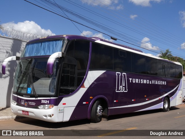 LA Turismo e Viagens 2021 na cidade de Trindade, Goiás, Brasil, por Douglas Andrez. Número da foto: #11981214.