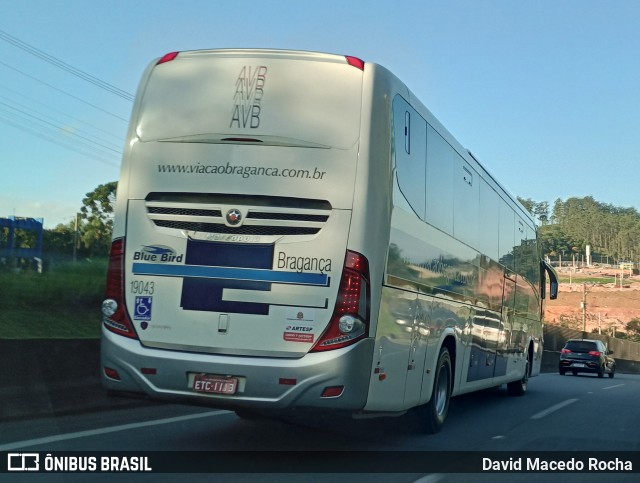 Auto Viação Bragança 19043 na cidade de Cotia, São Paulo, Brasil, por David Macedo Rocha. Número da foto: #11918162.