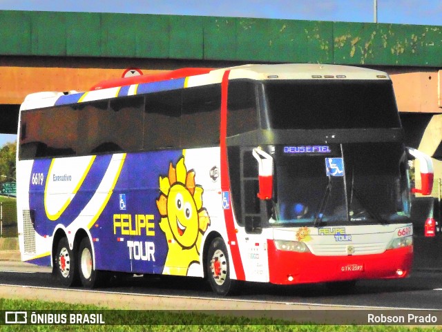 Felipe Tur 6619 na cidade de São José dos Campos, São Paulo, Brasil, por Robson Prado. ID da foto: 11917755.