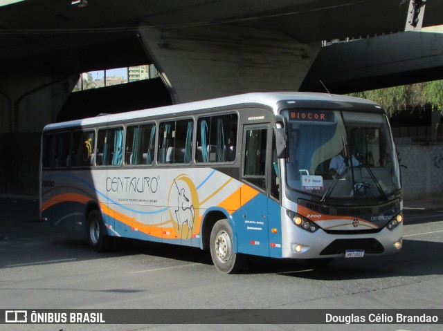 Centauro Turismo 2200 na cidade de Belo Horizonte, Minas Gerais, Brasil, por Douglas Célio Brandao. ID da foto: 11920332.