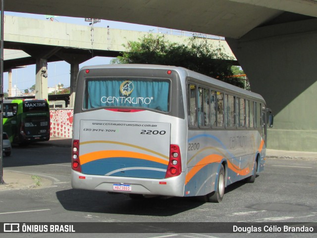 Centauro Turismo 2200 na cidade de Belo Horizonte, Minas Gerais, Brasil, por Douglas Célio Brandao. ID da foto: 11920334.