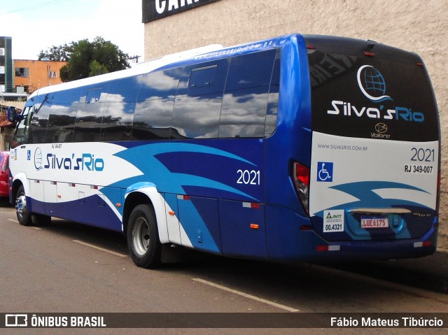 Silva's Rio Turismo e Fretamento 2021 na cidade de Três Corações, Minas Gerais, Brasil, por Fábio Mateus Tibúrcio. ID da foto: 11923954.