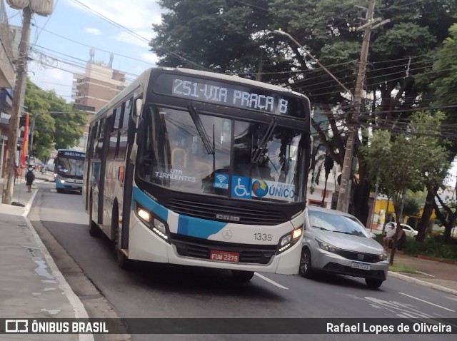 VUG - Viação Urbana Guarulhos 1335 na cidade de Guarulhos, São Paulo, Brasil, por Rafael Lopes de Oliveira. ID da foto: 11924219.