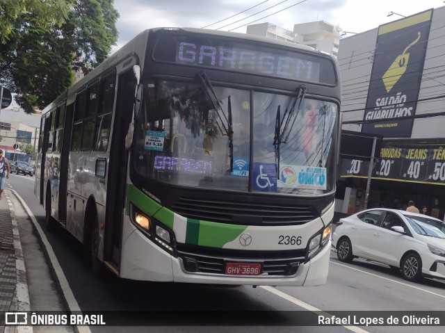 Empresa de Ônibus Vila Galvão 2366 na cidade de Guarulhos, São Paulo, Brasil, por Rafael Lopes de Oliveira. ID da foto: 11926228.