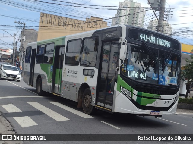 Empresa de Ônibus Vila Galvão 2432 na cidade de Guarulhos, São Paulo, Brasil, por Rafael Lopes de Oliveira. Número da foto: #11927651.