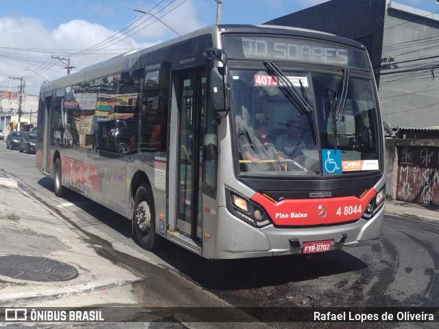 Express Transportes Urbanos Ltda 4 8044 na cidade de São Paulo, São Paulo, Brasil, por Rafael Lopes de Oliveira. ID da foto: 12008366.