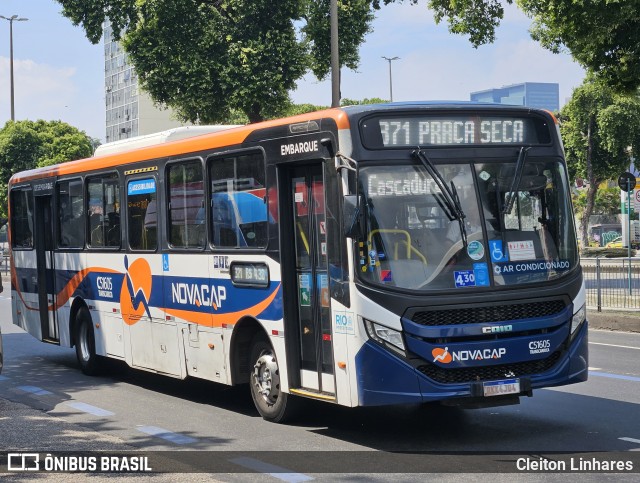 Viação Novacap C51605 na cidade de Rio de Janeiro, Rio de Janeiro, Brasil, por Cleiton Linhares. ID da foto: 12008533.