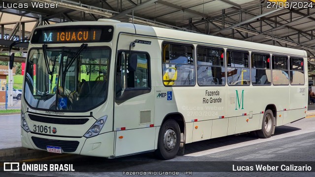 Viação Nobel 31061 na cidade de Fazenda Rio Grande, Paraná, Brasil, por Lucas Weber Calizario. Número da foto: #12007291.