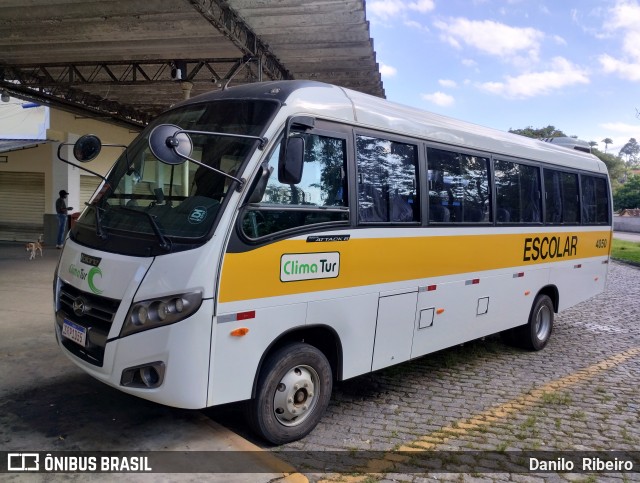 Clima Tur 4050 na cidade de Valença, Rio de Janeiro, Brasil, por Danilo  Ribeiro. Número da foto: #12008676.
