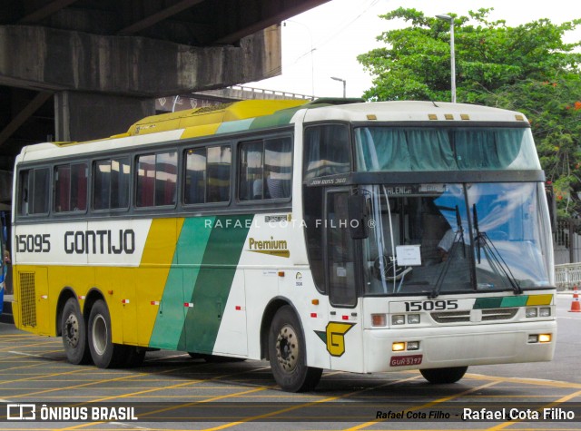 Empresa Gontijo de Transportes 15095 na cidade de Rio de Janeiro, Rio de Janeiro, Brasil, por Rafael Cota Filho. ID da foto: 12009784.